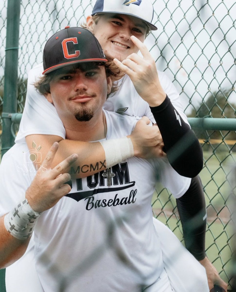 HunterMottola23's tweet image. Eeking out the last bit of summer with a little guest play with my East Coast Storm boys ❤️#ilovebaseball #16utravelball #floridaHSbaseball #somanywalks #summerball