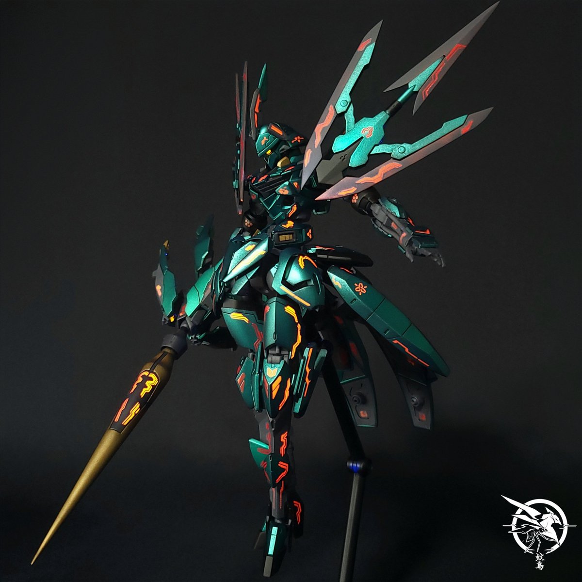 #TLに深刻な発光不足
またデカールメインな機体を作ってみたいですね。