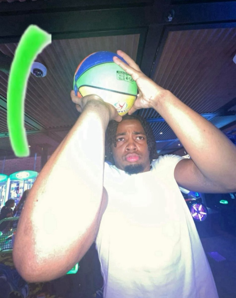 Put me in the HOF, greatest player of all time. Rookie of the year.
Got 2 labubus first try