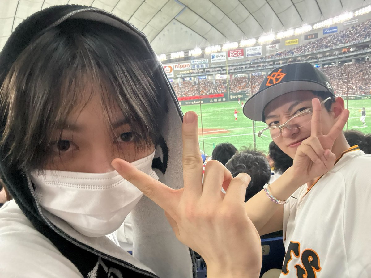 htameowsan's tweet photo. https://t.co/ctR8BMXtYS