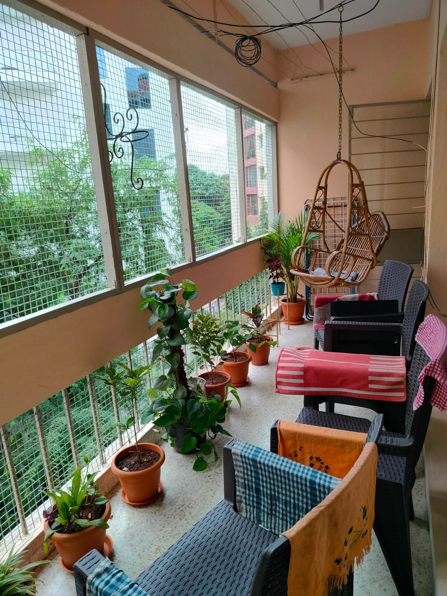 singhsongsung's tweet photo. 🏡 Looking for a female flatmate for our fully set up, very accessible 3BHK on MG Road.   
Rent+ maintenance: 24.5k (room is semi furnished); Security Deposit: 1L; Move-in: By end of Aug.
DM for details.

@BangaloreRoomi 
 
@fmrbangalore
 
@FlatsnFlatmates https://t.co/RFVJb1rkqj