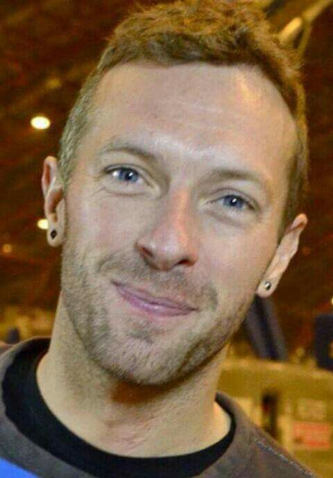 martin_chr15016's tweet image. Chris Martin
The distance between who I am and who I want to be is only separated by what I do.