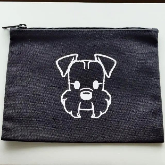 もじゃこでぃら
Illust
<a href="/moja_kobo71112/">moja工房</a>

Create
<a href="/codilha/">CODILHA。(こでぃら。)🐶</a>

シュナウザーキャンバスポーチ:りっぱなおひげさん(フラットタイプL） #minne 

minne.com/items/43644841

長めなおひげがりっぱ🥸✨️

#ミニチュアシュナウザー
#シュナウザー
#miniatureschauzer