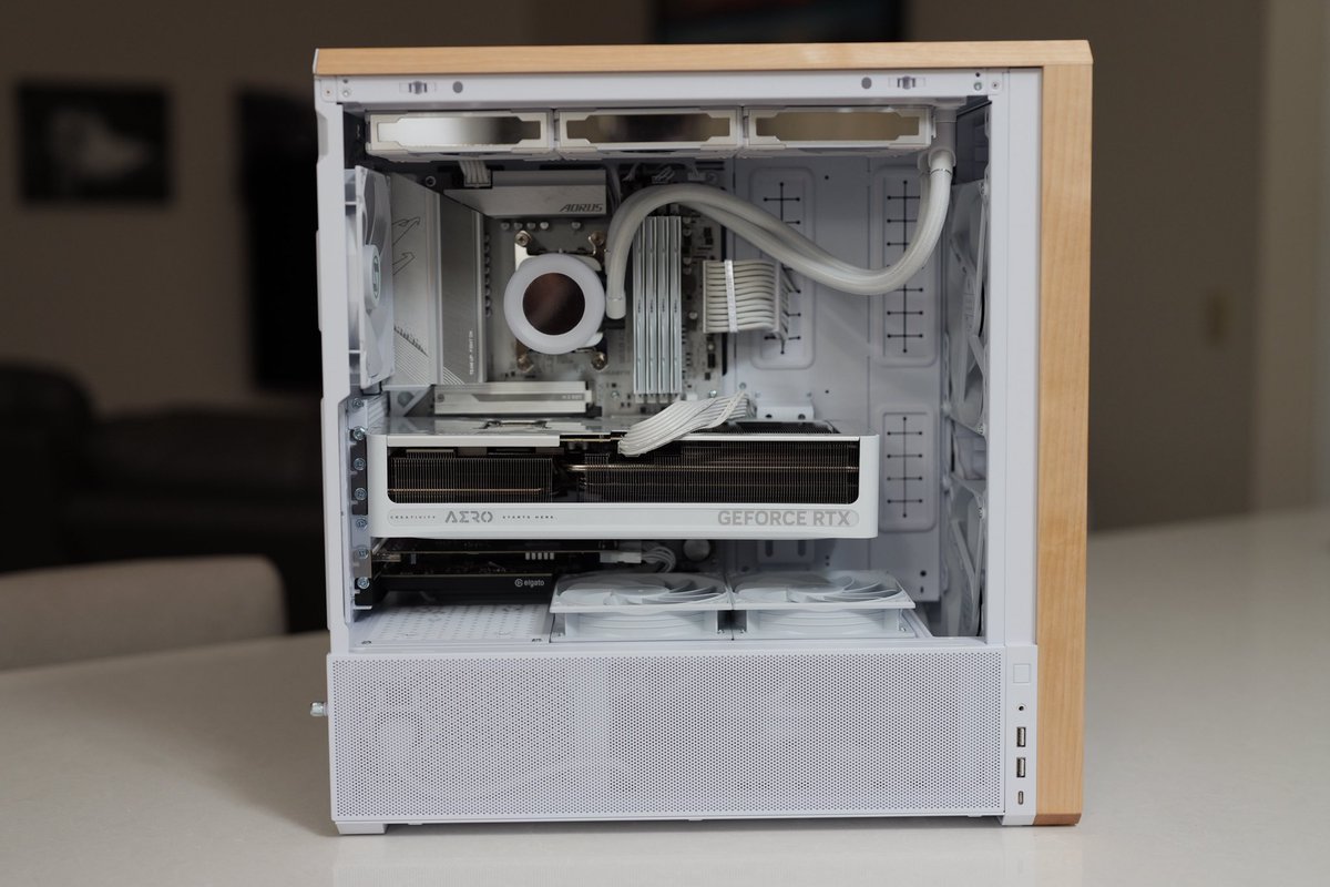 HeIsCarbon🗓️🔜 Dreamhack Dallas 2025 (@heiscarbon) on Twitter photo Before & after of tonight’s upgrade of PC No 2. 
6-8k 10-12bit vlogging & PoV content coming soon. 
I also will be streaming using <a href="/StreamWithMeld/">Meld Studio</a> via Youtube & Twitch soon. My graphic designer is working overtime to get things settled.
Let’s get this work in. #LiveAFFest Before & after of tonight’s upgrade of PC No 2. 
6-8k 10-12bit vlogging & PoV content coming soon. 
I also will be streaming using <a href="/StreamWithMeld/">Meld Studio</a> via Youtube & Twitch soon. My graphic designer is working overtime to get things settled.
Let’s get this work in. #LiveAFFest