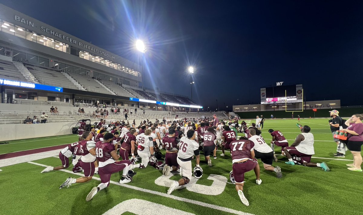 Tyler_Liger's tweet image. Tonight, I stepped inside of @WTAMUFootball’s Bain-Schaeffer Buffalo Stadium for the first time. I had the opportunity to walk around on the field, check out the press box and watch the Buffs scrimmage.

As an alumnus, I have to say that it’s beautiful. 

#GoBuffsGo #WestisBest