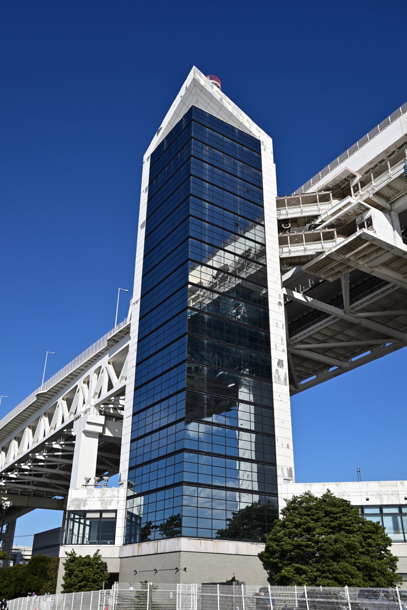 アクリル画（横浜ベイブリッジ、東京タワー、計6点）SMサイズ Amazon.co.jp : アートワークスタジオ ブリッジ 90 LED