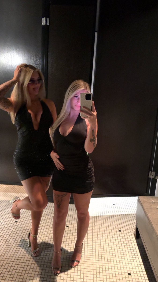 come watch our live tonight 😋 onlyfans.com/thatone6.7blon…