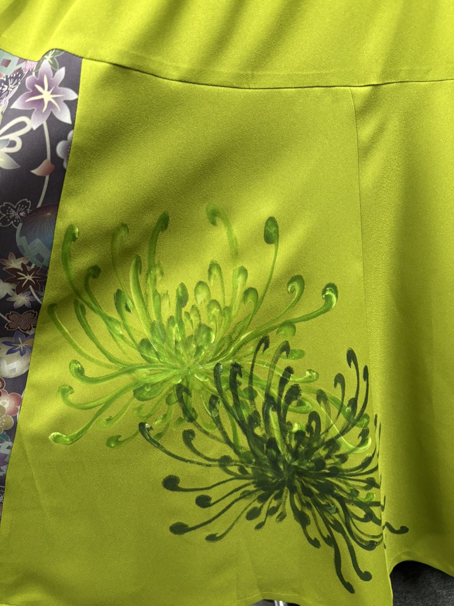 8/17までラフォーレ原宿 B1.5階のMINT NeKO・モリグチカ店で限定取り扱いしています♪♪
友禅の碧さんとのコラボ1点もの商品も展開中✨