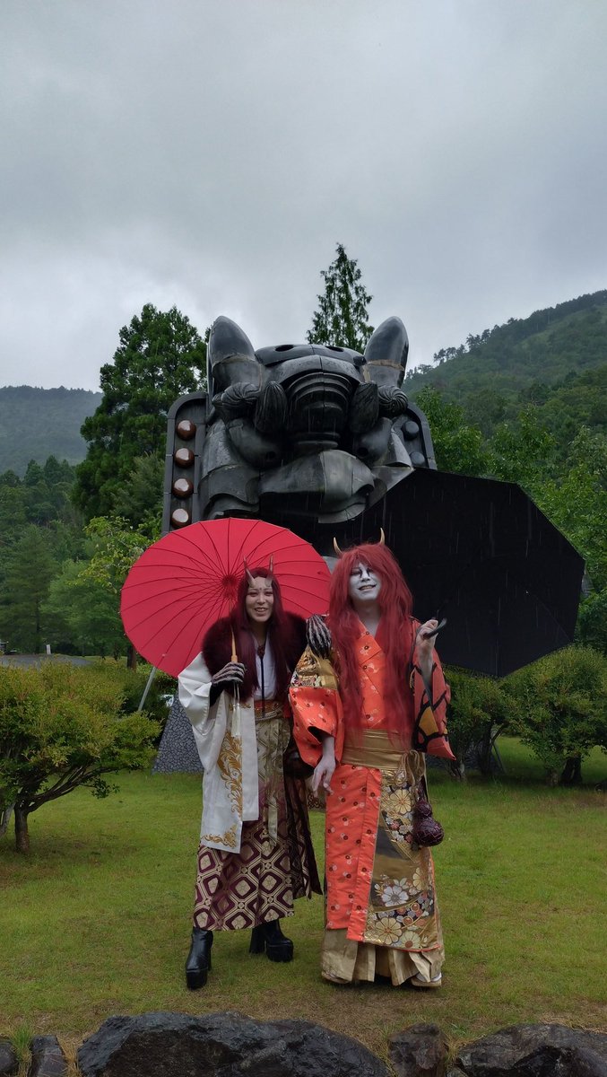 雨降りダブル酒呑童子〜！！！👹👹✨✨✨✨大鬼瓦前！！