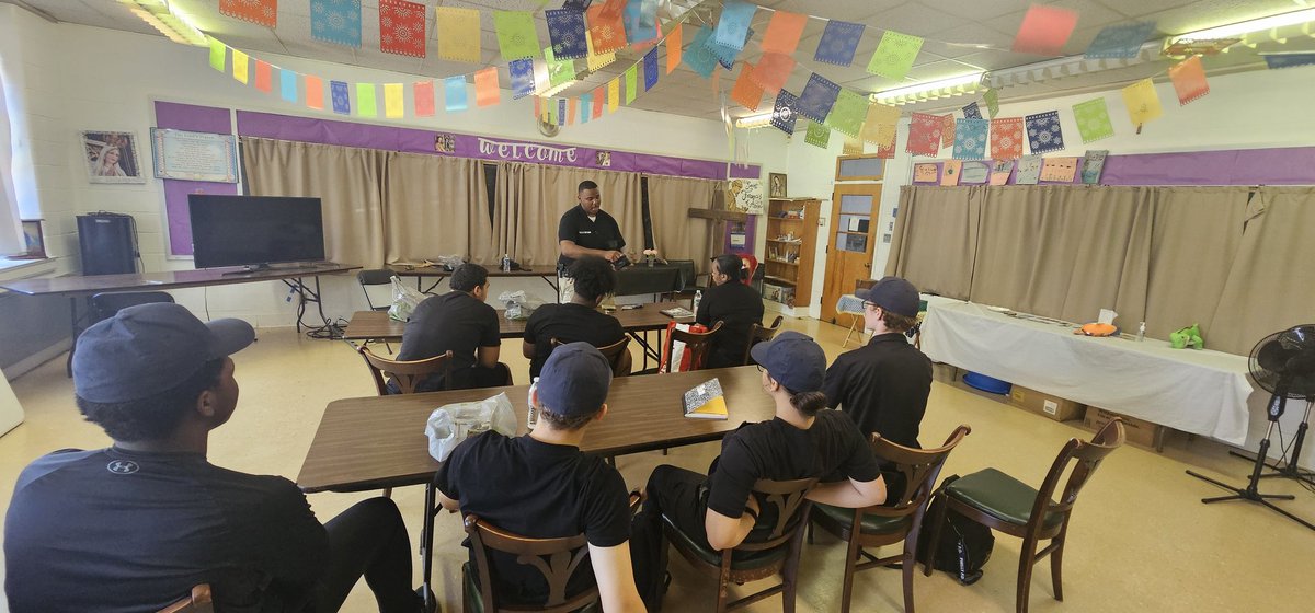PPD 35TH District (@ppd35dist) on Twitter photo Today, we had the NW Explorers work on shoe shining and maintenance of their boots and explaining the importance of keeping them shiny. This was a great experience for them and 1st time for many ever doing it.
<a href="/PPDComPrtBureau/">PPDComPartBureau</a> <a href="/PPDInspJThomas/">Inspector Jae Thomas</a> <a href="/PhillyPolice/">Philadelphia Police Department</a> Today, we had the NW Explorers work on shoe shining and maintenance of their boots and explaining the importance of keeping them shiny. This was a great experience for them and 1st time for many ever doing it.
<a href="/PPDComPrtBureau/">PPDComPartBureau</a> <a href="/PPDInspJThomas/">Inspector Jae Thomas</a> <a href="/PhillyPolice/">Philadelphia Police Department</a>