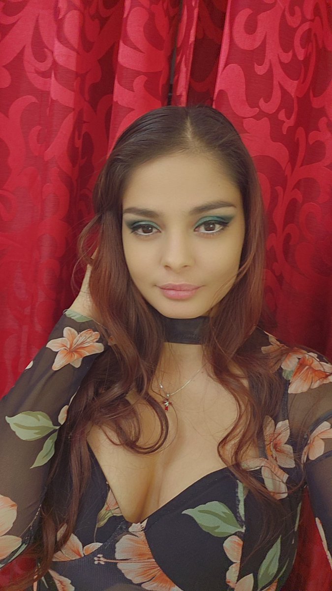 We live babes come through we are pushing hard for verify #PickKick #KickStreaming <a href="/KickStreaming/">Kick</a>  kick.com/Zuls91