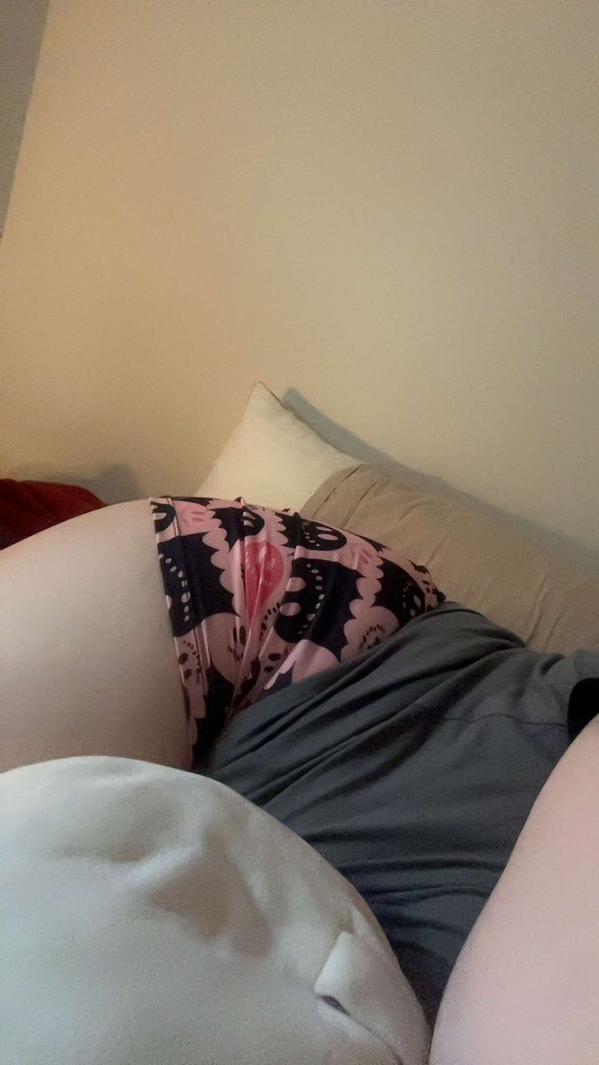 JuniBugVT tweet media