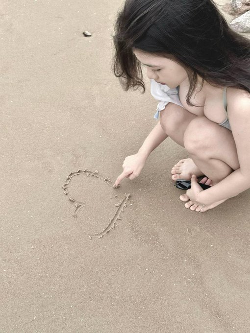 vyydaya's tweet photo. Call x, set kèo ib ạ https://t.co/eidH7zwiAo