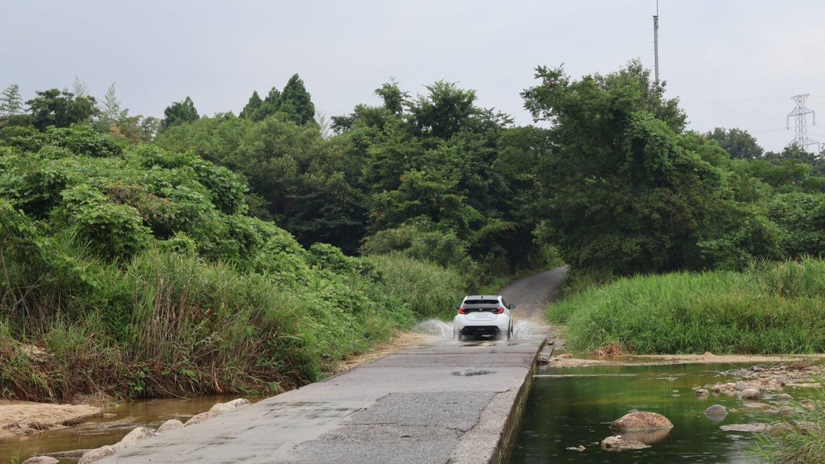 朝明川洗い越し通れるようになってたけど、なんか水量減った…？