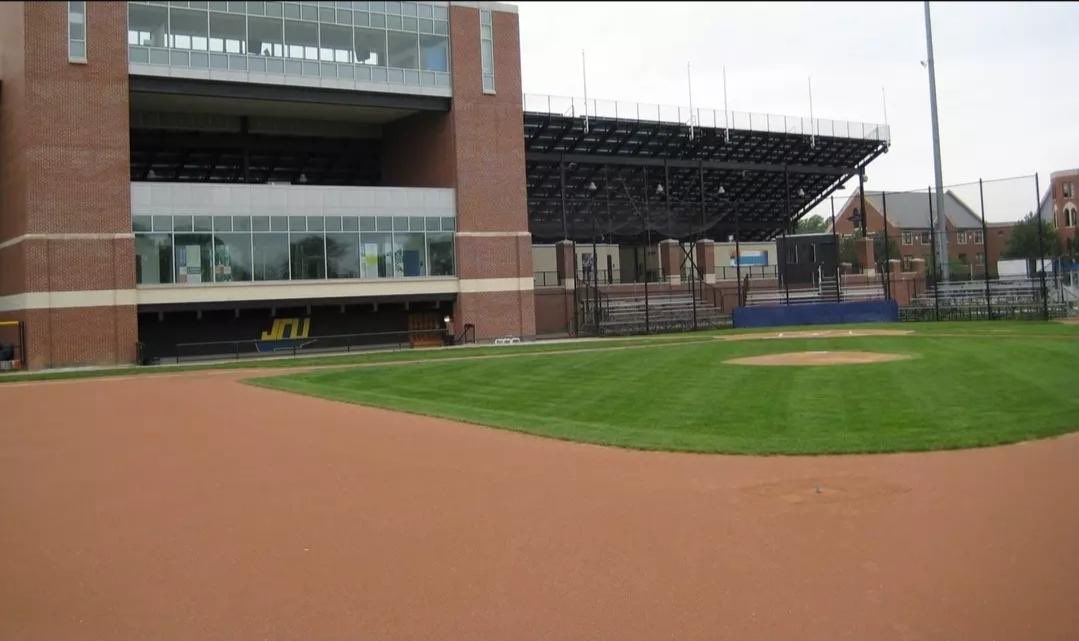 🚨Due to recent roster changes, Ohio Valley is looking to add three more Pitchers and a couple more hitters to the 2025 recruiting class 
-Scholarship money is available
-Full Internet Classes 
- D3 Full turf field (Home Games) 
-Full turf indoor facility 
 - 7a - 10p indoor