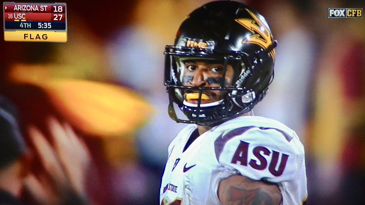 DieHardDevil (@dieharddevilasu) on Twitter photo 5:35 is a lifetime in CFB 🏈
Sun Devil <a href="/MikeBerco/">Michael Bercovici</a> threw three touchdowns in the final 3:53, none bigger than a 46-yard bomb to this guy as the clock struck zero.
Final Score: ASU 38 - #16 USC 34 (2014) <a href="/JaelenStrong/">Coach Strizz</a> <a href="/ASUFootball/">Sun Devil Football</a> 5:35 is a lifetime in CFB 🏈
Sun Devil <a href="/MikeBerco/">Michael Bercovici</a> threw three touchdowns in the final 3:53, none bigger than a 46-yard bomb to this guy as the clock struck zero.
Final Score: ASU 38 - #16 USC 34 (2014) <a href="/JaelenStrong/">Coach Strizz</a> <a href="/ASUFootball/">Sun Devil Football</a>