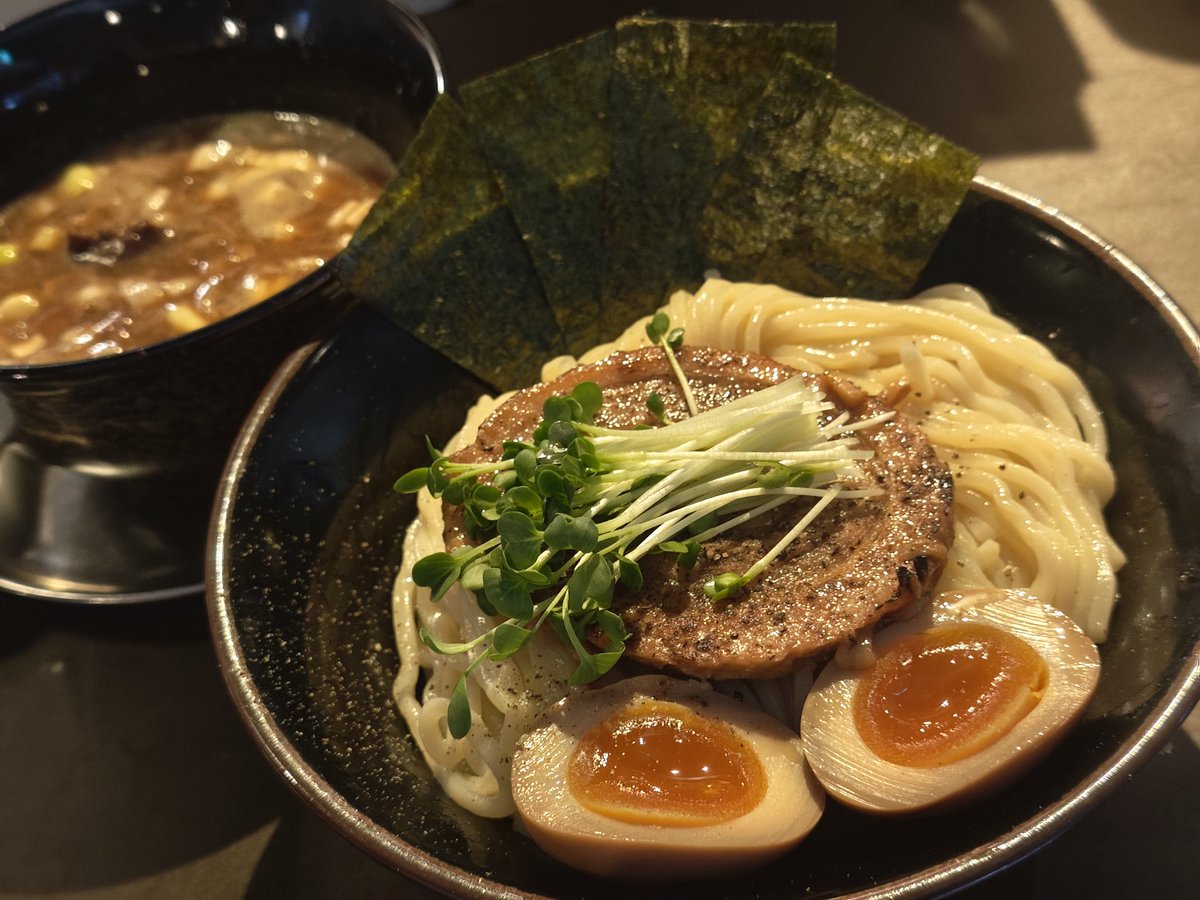 到了满意的体重，减脂暂停，去当几天小日本😗