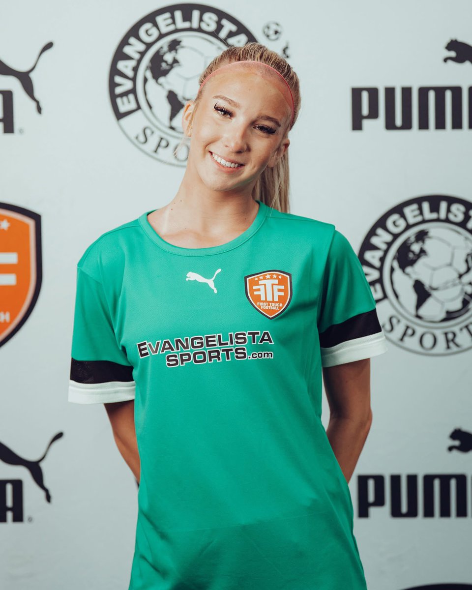 FTF Canada (@ftfcanada__) on Twitter photo Well done Viktoria!
Happy to have <a href="/OregonSoccer/">Oregon Ducks Soccer</a> HC Tracy Joyner at our Top-60 event this summer to watch her perform ๐ ๐จ๐ฆ
#FTF #LeaveYourMark Well done Viktoria!
Happy to have <a href="/OregonSoccer/">Oregon Ducks Soccer</a> HC Tracy Joyner at our Top-60 event this summer to watch her perform ๐ ๐จ๐ฆ
#FTF #LeaveYourMark