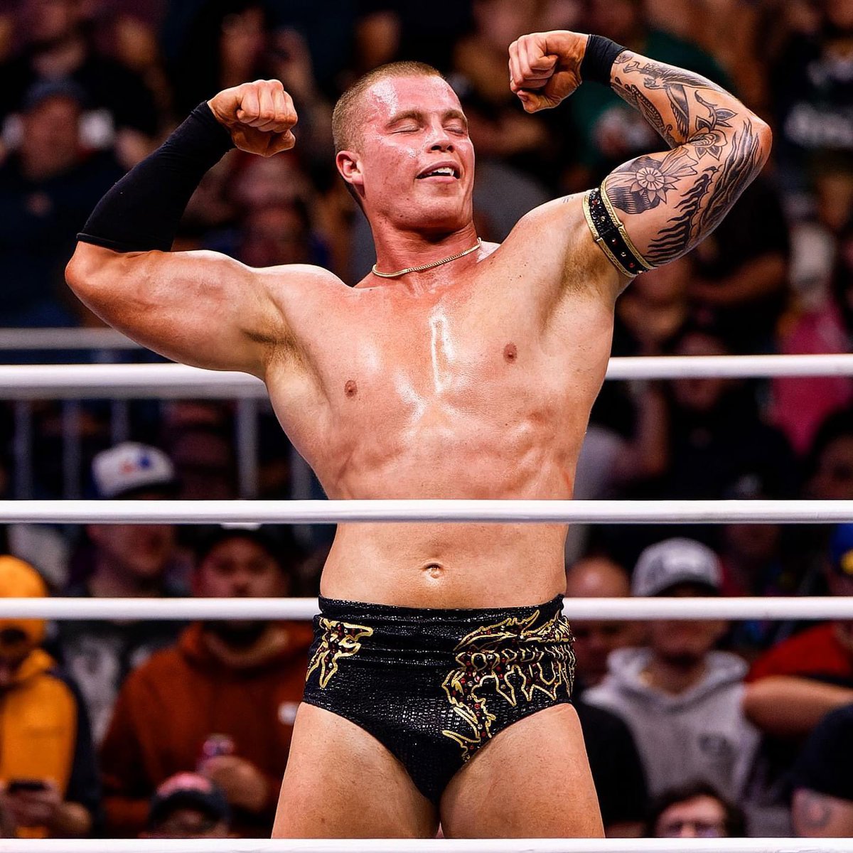 TheCovalentTV's tweet image. It has been reported that Kyle Fletcher recently re-signed a long-term agreement with AEW.
This agreement was reportedly reached earlier this spring. It is understood to be a significant financial deal, and he is anticipated to play a prominent role in the company's future.
-…