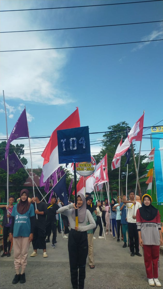 Hendry7715's tweet photo. Mau ikut kegiatan, tqpi dananya tak ada,...
Lain kali nggak usah malu kalau tak ikut, bertindaklah sesuai keadaan yang ada https://t.co/CZD2jwiAr0