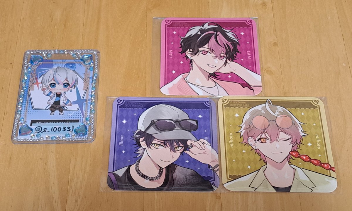 #シクフォニグッズ交換
富士急ハイランド  コースター

【譲】画像1枚目🌸さん・👑さん・📢さん

【求】🦈さん

郵送での交換希望です。
お気軽にお声かけください！