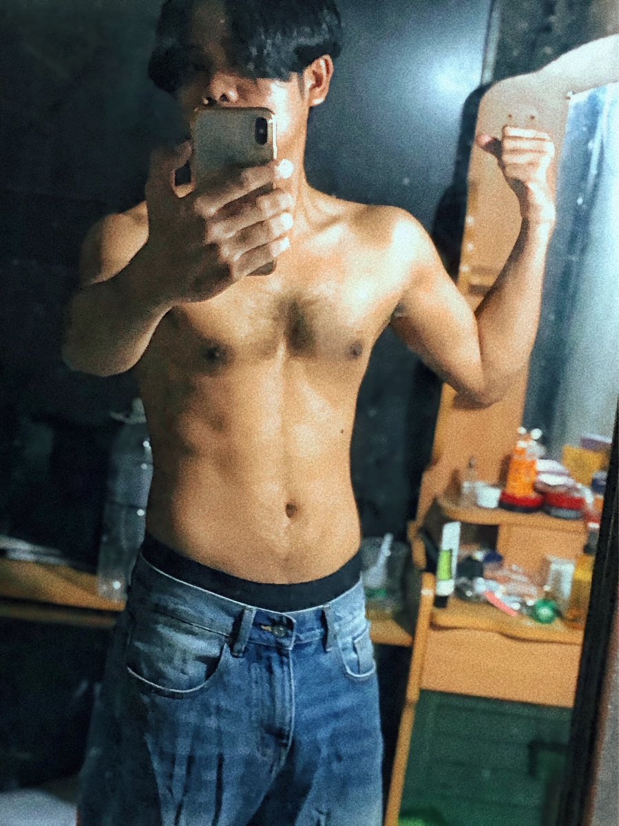 SaranNhoem's tweet photo. Longer no gym #gym #workout https://t.co/ypSzp5Imtw
