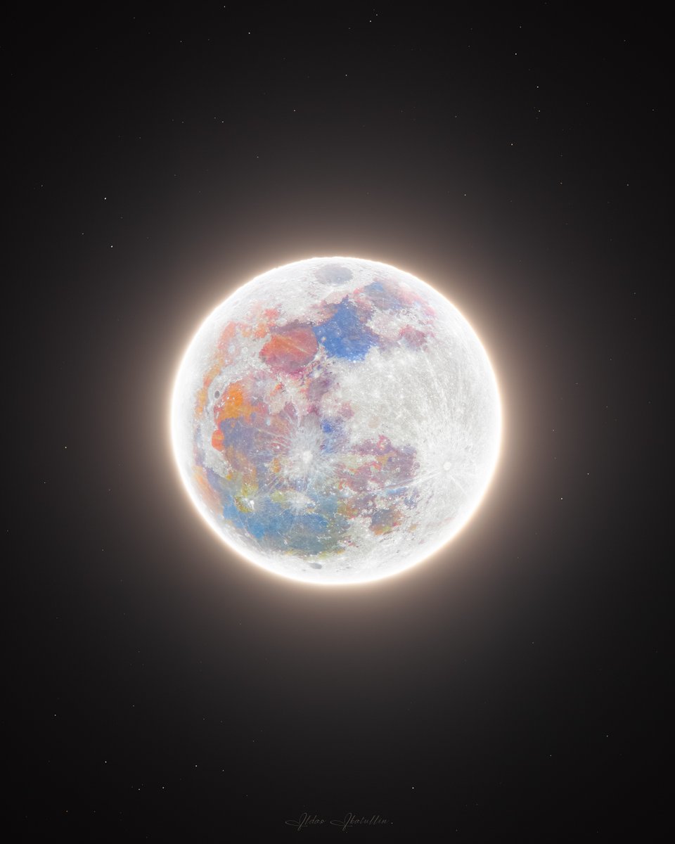 IldarIbatullin's tweet image. Sturgeon Moon in color, photographed through an amateur telescope.