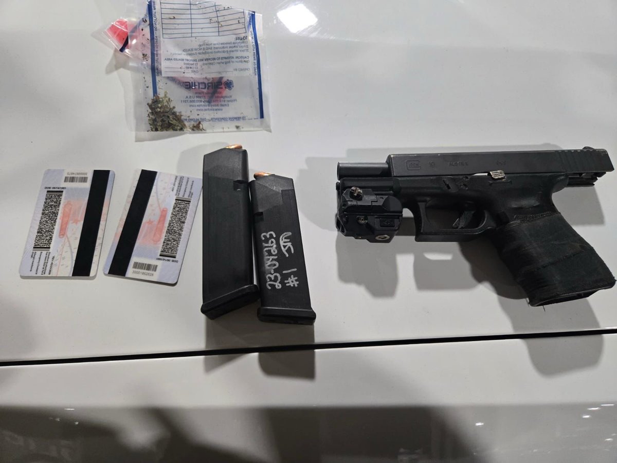 D2 Night Shift "East Aldine Proactive Unit" conducted a traffic stop. The investigation led to the arrest of one subject for UCW/POM. 
<a href="/HCSOTexas/">HCSOTexas</a> <a href="/HCSO_EastPatrol/">Major Joseph A. Blendermann</a> <a href="/AldineDistrict/">East Aldine District</a> <a href="/SheriffEd_HCSO/">Ed Gonzalez</a>