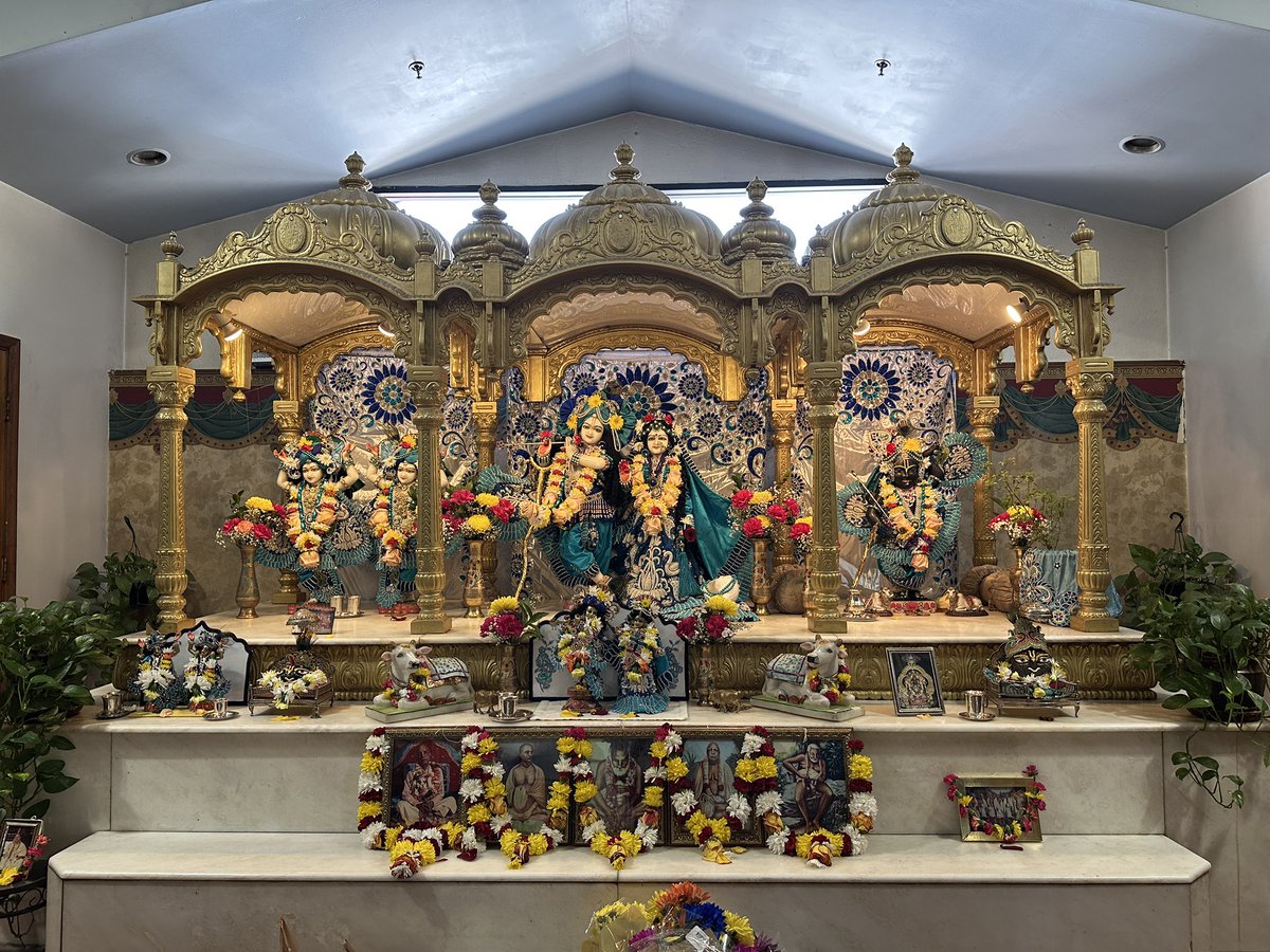kingchiru15's tweet photo. ISKCON Phoenix, Chandler, AZ. 👌
#ISKCON #ISKCONPhoenix #Chandler #AZ https://t.co/1pLjU3Ico9