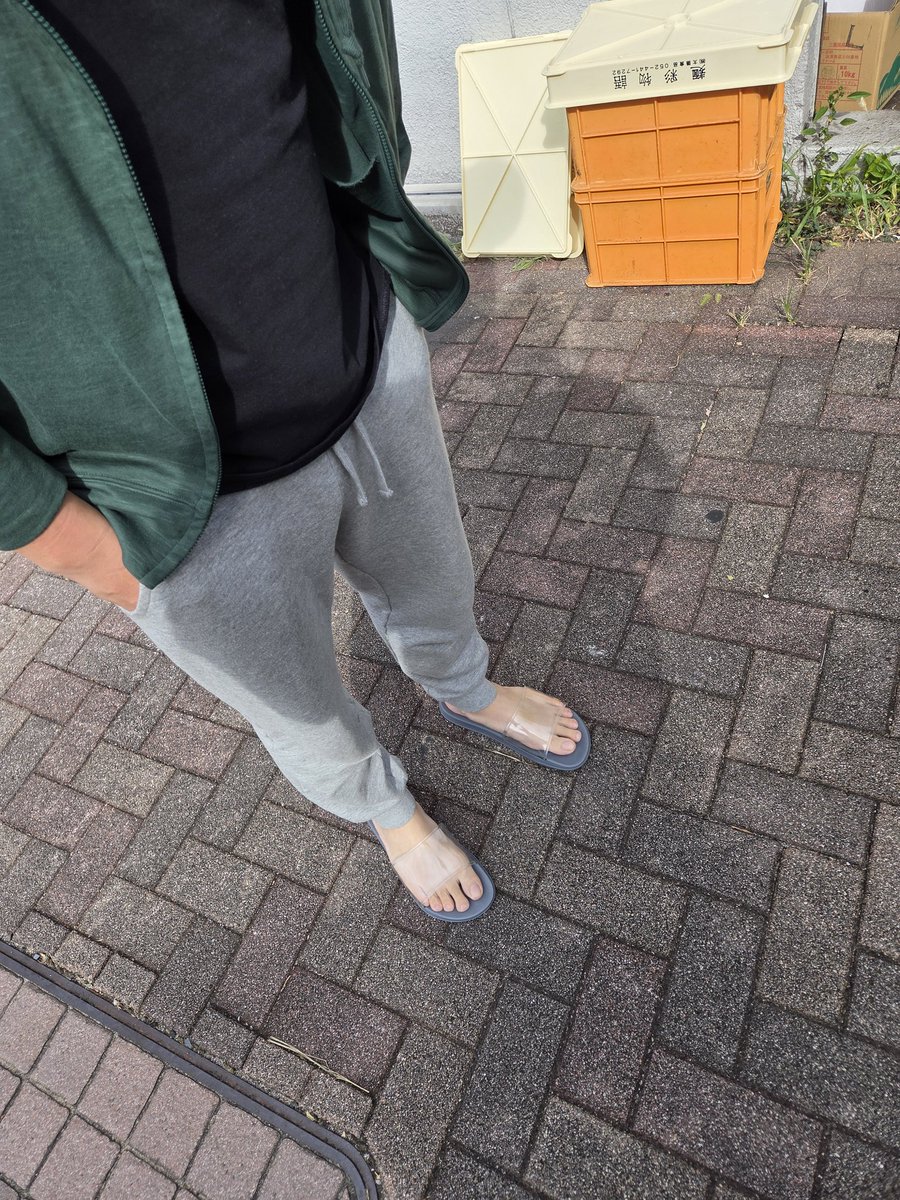 サンダルがダサい漢