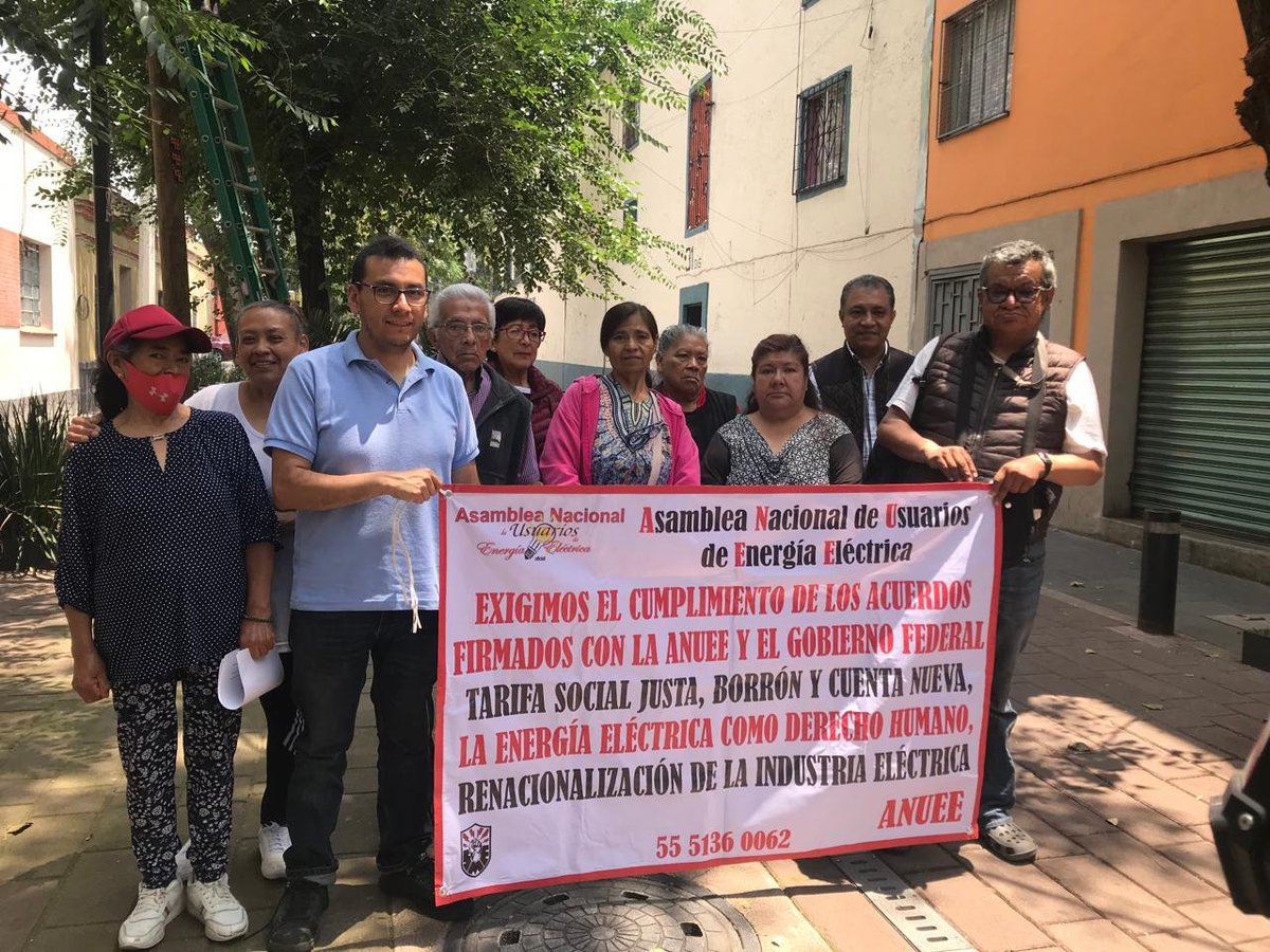 ANUEE_MX's tweet photo. Comité #ANUEE Riva Palacio. 
Ya estamos preparados para la marcha 
del 11 de agosto 2025. 👍 https://t.co/jmUGVkDBxN