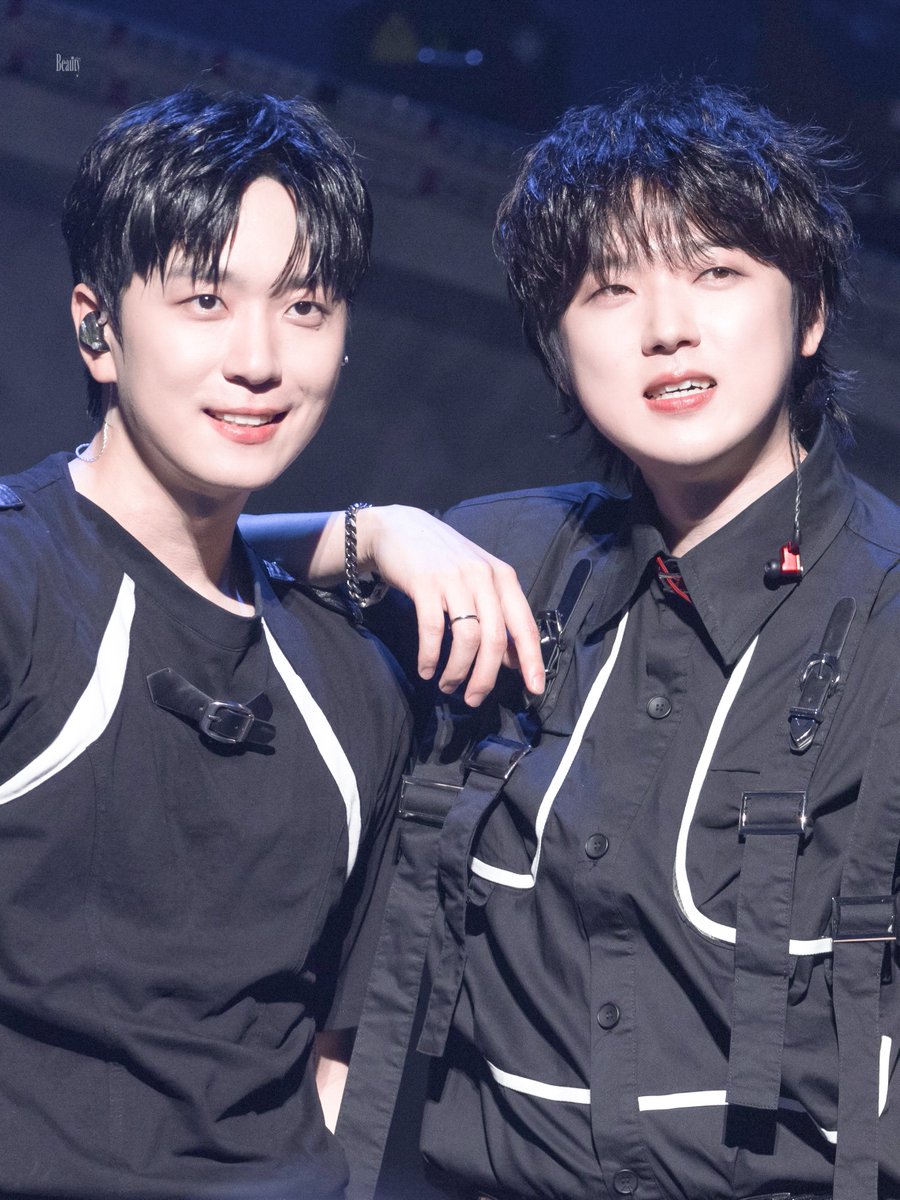 beauty_dm_me's tweet image. 250809 The Wave _ 부산

💣𝗧𝗡𝗧🧨

#Forestella 
#강형호
#고우림
#포레스텔라