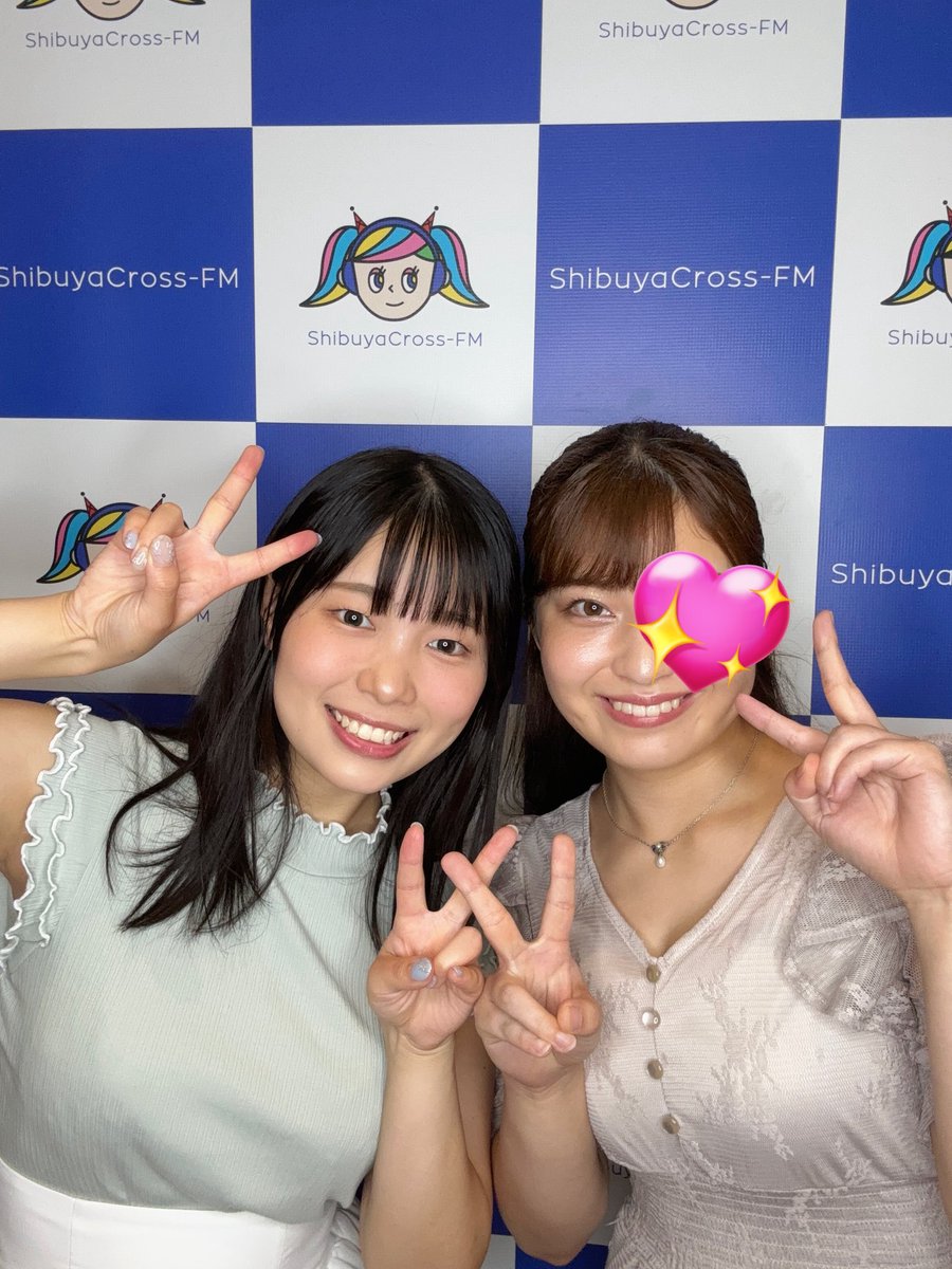 まもなく13:00～ スタートです！💕

りんちゃん(<a href="/matsumurarin_/">松村りん</a> ) と渋谷クロスFM でお待ちしてます🌟

チェキタイムは14:00～14:30頃までやってます～！✨️

<a href="/_Talkingfree_/">Talkingfree_intec【渋谷クロスFM】</a>