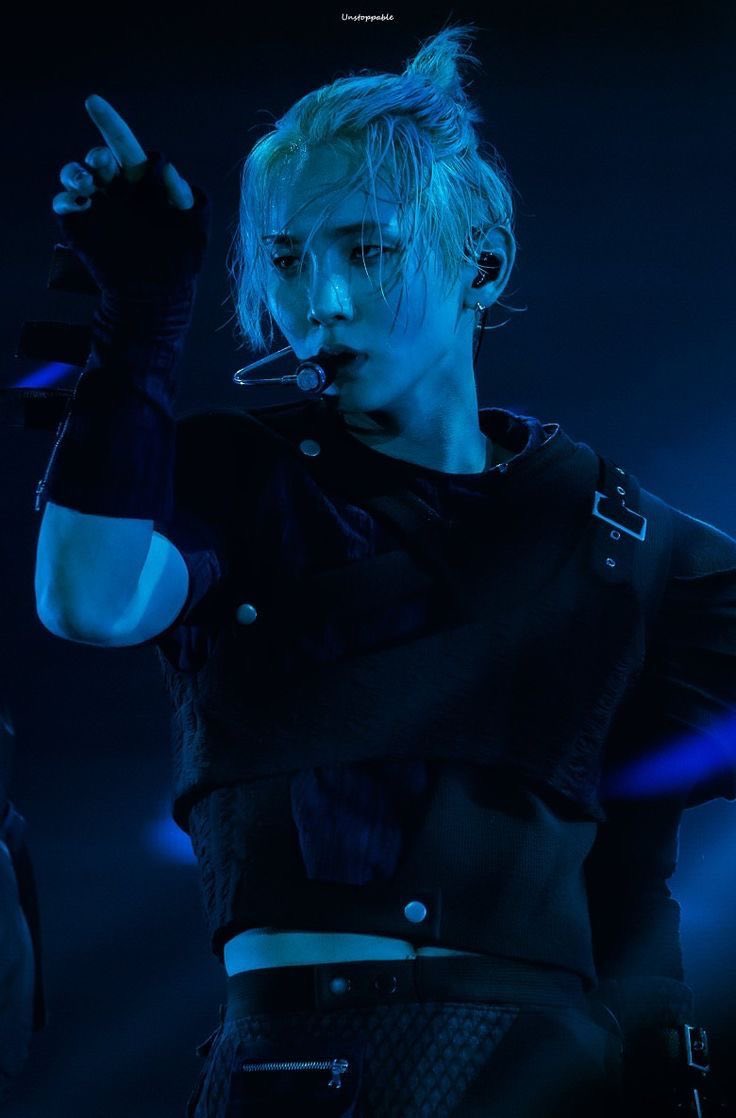 lulilfreak tweet media