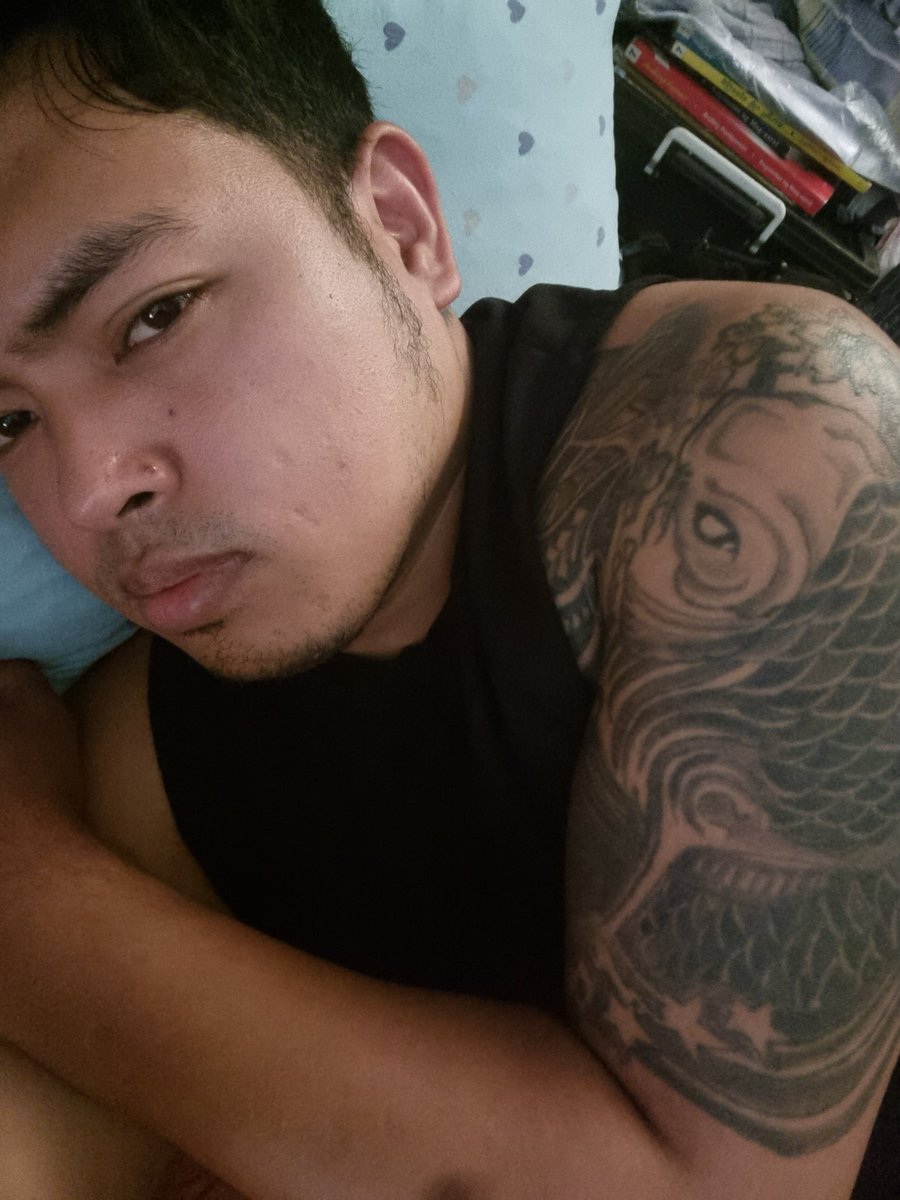 Kakagising lang happy sunday sainyo mga bossing ko😊😊😊
Tra mamaya sa seabliss headlock kita?🤭 hehehe
<a href="/SeaBlissSPA/">SEABLISS WELLNESS SPA</a> 
#happysunday
#tsunamimassage
#SeablissSpa