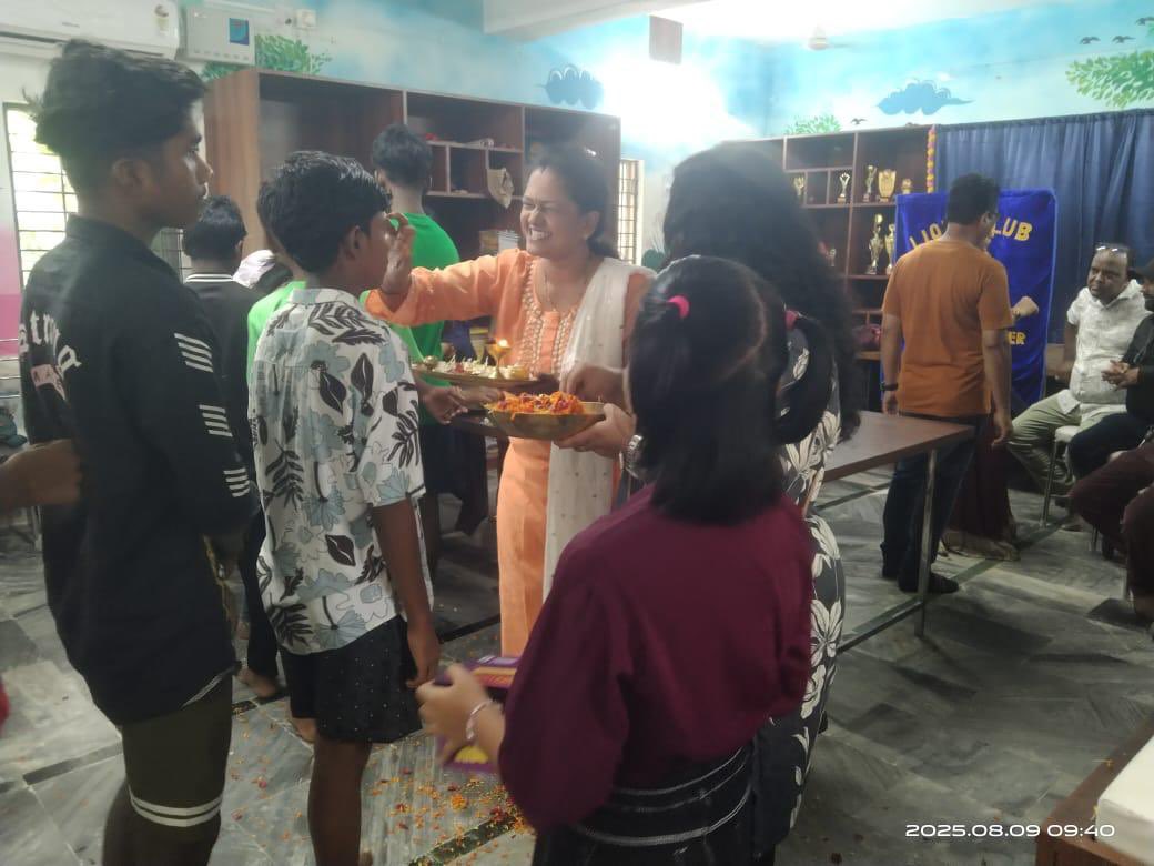 BalasoreUtkal's tweet photo. Children of @BalasoreUtkal celebrated #Rakhi_Purnami festival in presence of Hon’ble MP, Balasore @pcsarangi , Hon’ble MLA Sadar Balasore &amp; other dignitaries @DBalasore @WCDOdisha @MinistryWCD @CMO_Odisha https://t.co/KZ5HKYG2vE