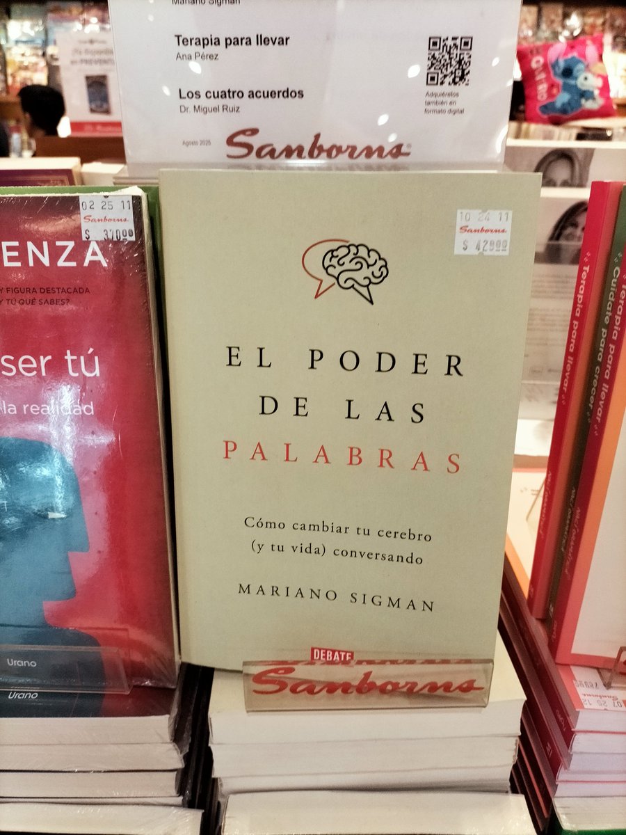 Mientras buscaba qué leer me topé con El poder de las palabras, básicamente explota la ignorancia: ese concepto los japoneses la exprimieron hace siglos, hasta Shigesato Itoi en la saga EarthBound ha escrito cosas mil veces más profundas y no es un investigador.