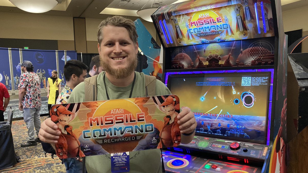retro_rusty's tweet image. Went to @UtahRetroGameX today.

Best day of 2025 — hands down! 🤙

I got the highest score of everybody on Missile Command Recharged &amp;amp; won an awesome plaque  &amp;amp; got 6 games &amp;amp; a home-brewed “New 3DS XL”. 👨‍🍳😘👌

I got a bunch of other memorabilia &amp;amp; even a Star Wars Episode II art…