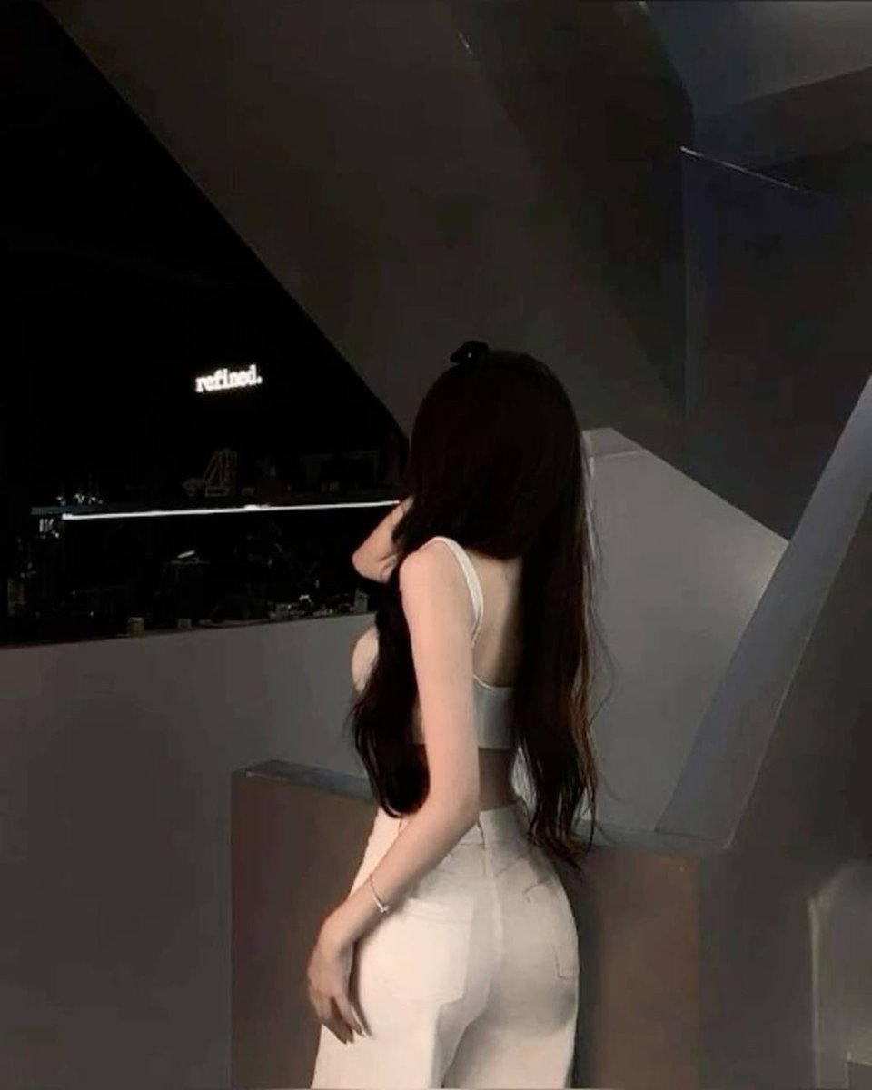 I love meeting new people; I think everyone has a story to tell. We should all listen sometimes.