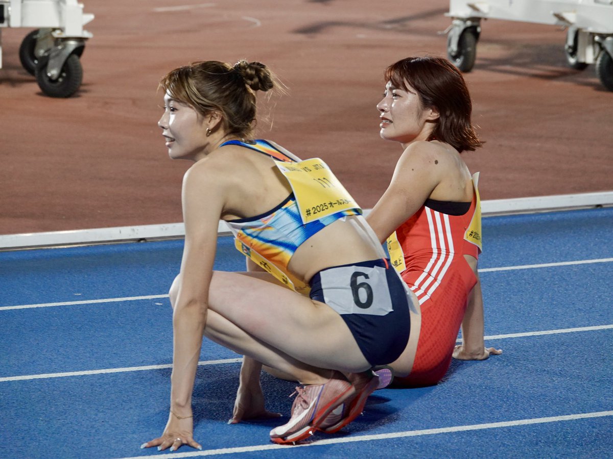 ikumik6's tweet photo. 【#実業団学生対抗】
追い風1.1mの条件下で行われた女子100mハードルでは、1995年生まれの #中島ひとみ 選手（長谷川体育施設）と、#福部真子 選手（日本建設工業）が12��7台て競り合う勝負を繰り広げました。これは日本の女子ハードルでは史上最高レベルです。 https://t.co/agdvWyAYp6