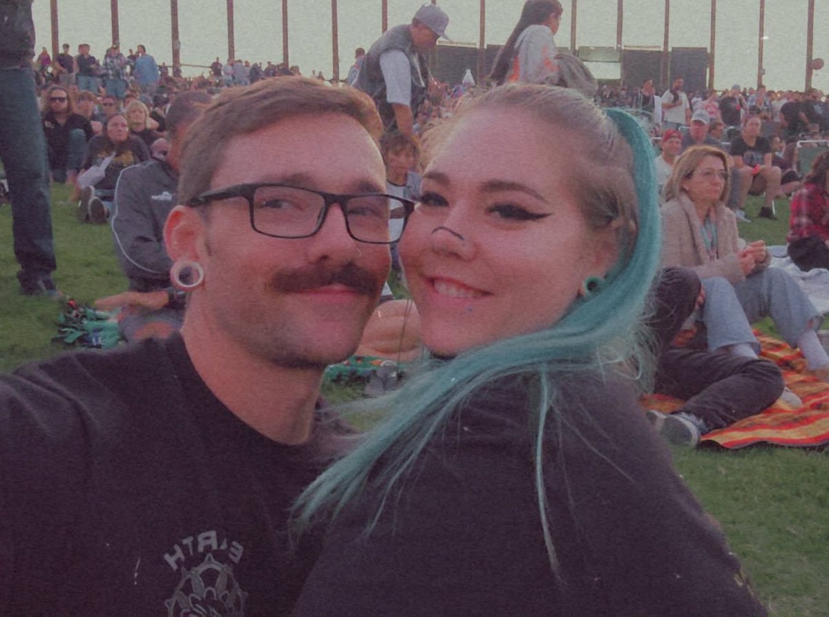 Creed and Sevendust tonight with my favorite person 🖤