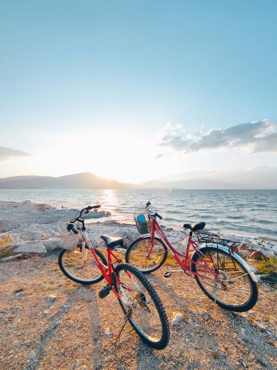 Good morning X-Friends…🌷🍃☕️
Have a blessed and relaxing Sunday 🌊💦☀️🚲🚲🩵🤍💙

#SundayMorning 🌷 #CoffeeTime ☕️ #NatureBeauty 🌊 #StayPositive 🩵 #Blessings 🤍 #PeaceAndLove 🕊️