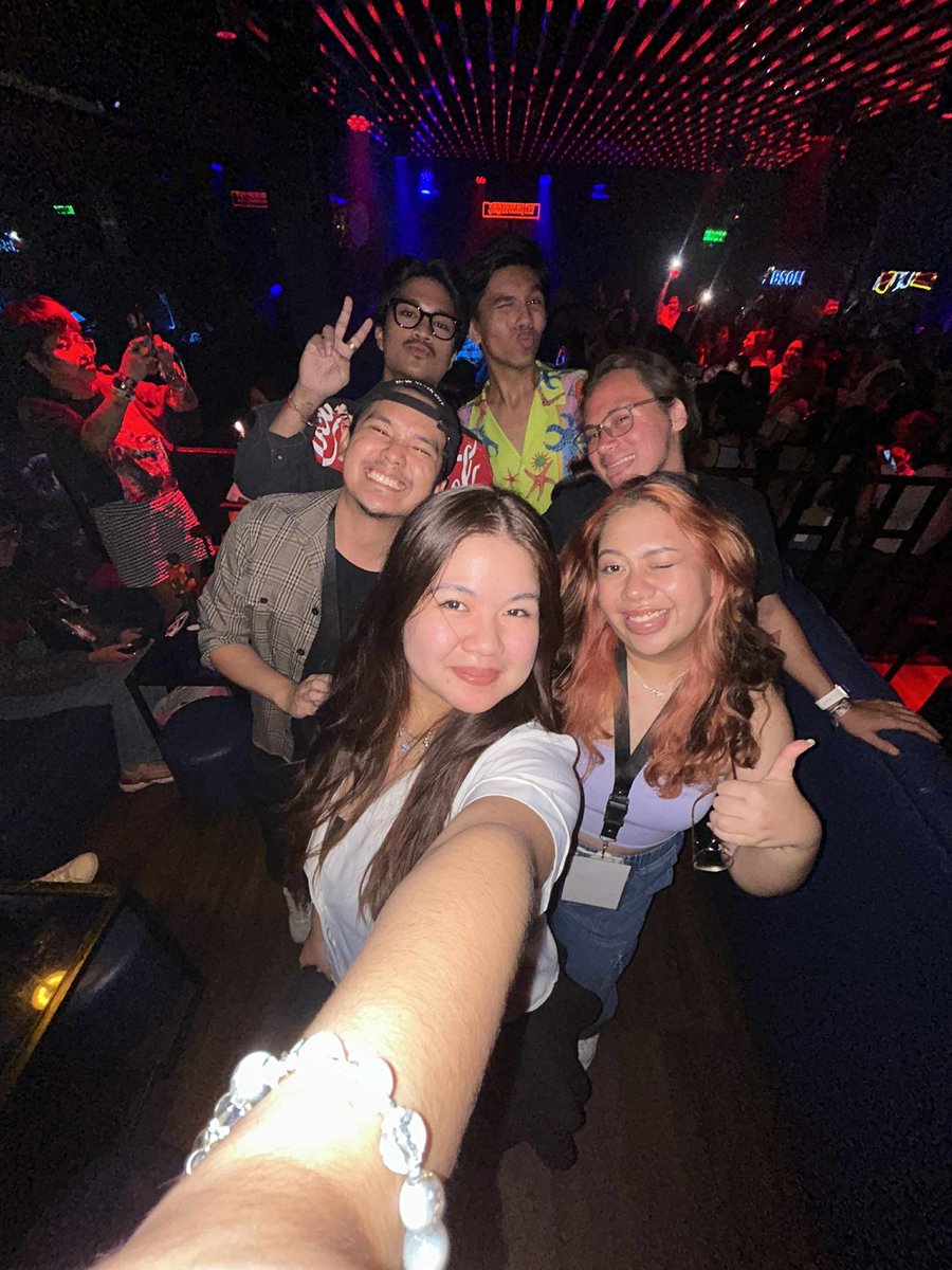 Some crazy 2 nights.

Night 1 felt like reliving incredible memories from my teenage years, then Night 2 felt like a reminder that this is us now, and we all grew old together!

Always proud to be part of the Philippine 1D Teams! ❤️

#This15Us #15YearsOfOneDirection #15YearsOf1D