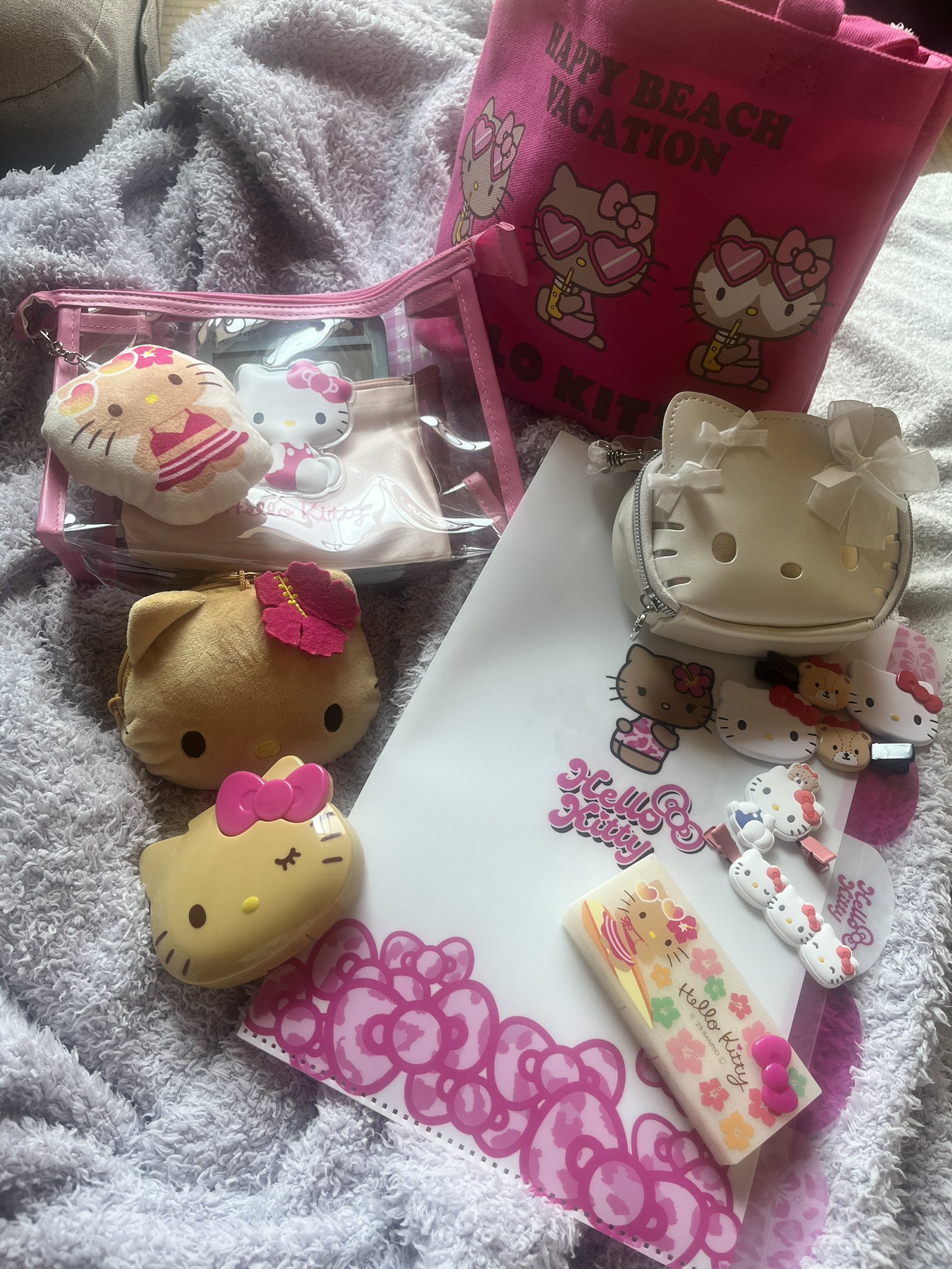 ハローキティ - البحث / X