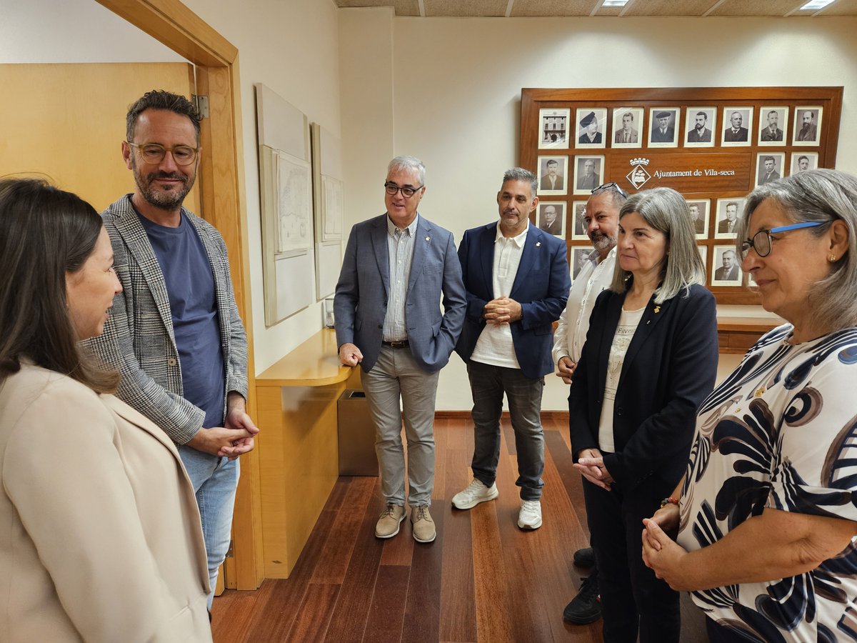 ✳️ Avui dimarts he tingut l’honor de rebre a l’Ajuntament de #Vilaseca la delegada del Govern de la Generalitat a Tarragona, Lucía López, en una visita institucional que reforça la col·laboració entre administracions.