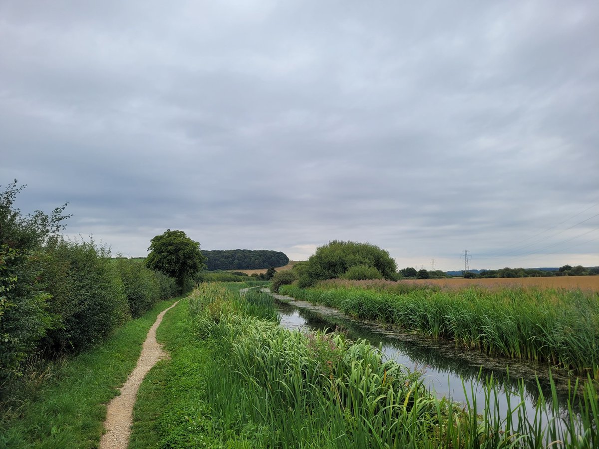 official_danik's tweet image. First run over 10km since April. Starting and finishing at Grantham Town FC, along the country lanes through Barrowby, Casthrope and Harlaxton plus 3km along the Grantham Canal. Great workout!