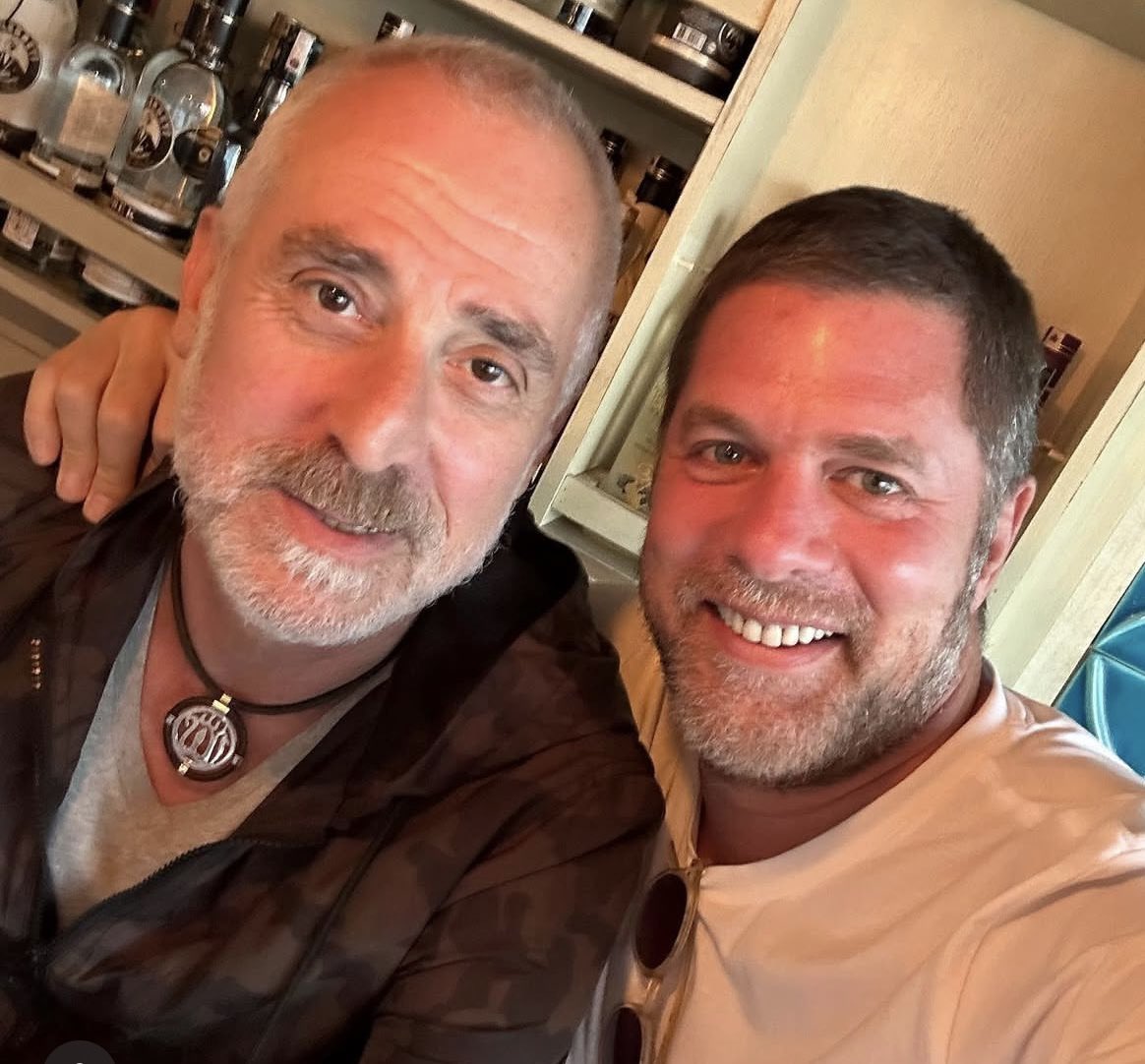 Dosttan öte, ailemden biri. Guzel yaslarin olsun. <a href="/DJSUATATESDAGLI/">SUAT ATEŞDAĞLI</a>