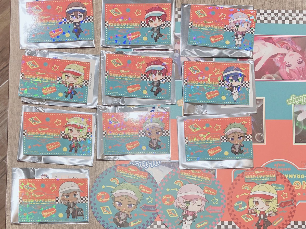 去年とおりならそろそろアニカフェコラボ来てもおかしくないよね(っ ॑꒳ ॑c)
基本SDしか出ないから今年こそは等身…！

マジで永遠に出てこない山田リョウ本当に気が狂いそうだったいい思い出😌✌️

また風呂の湯飲ませて〜🛁*。