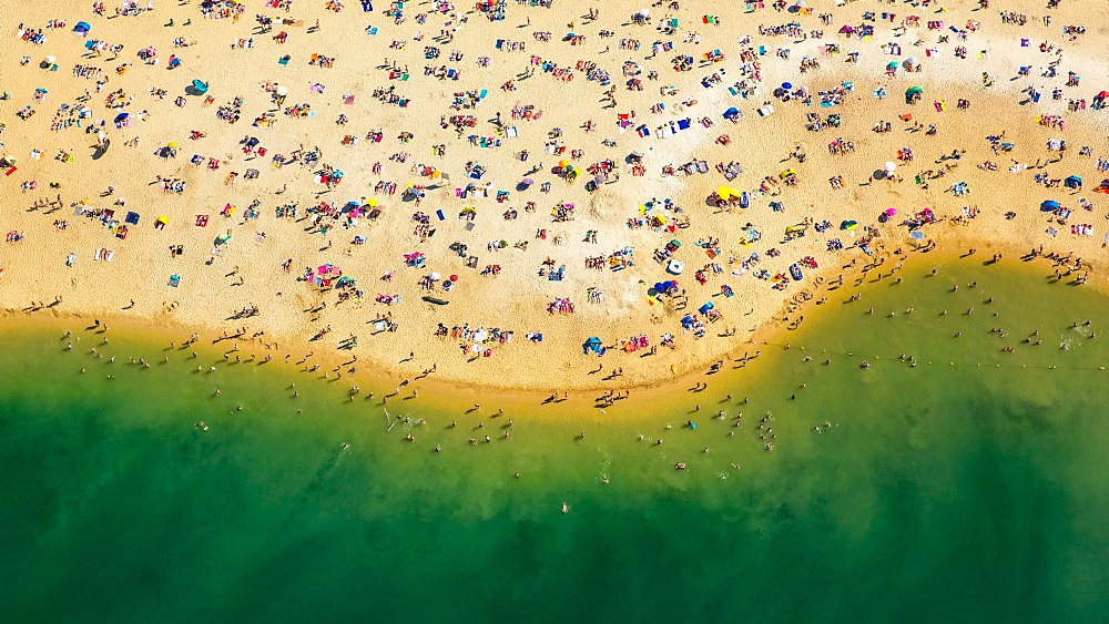 From sprawling cities to fragile ecosystems, our presence leaves a mark.
🌍 Explore “Our Footprint” — a powerful visual journey through the ways humans shape the planet.
📸 View the gallery → robertharding.com/gallery/our-fo…
#HumanImpact #Sustainability #StockPhotography #OurFootprint