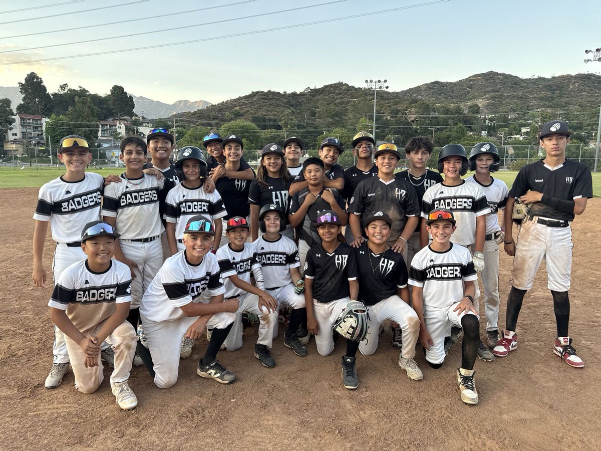 USSSA International World Series 13u Champs 🍯 Badgers pictured with the Cooperstown Bound 12u team, the 12s came back down 4-0 and won 9-8 it in bottom of the ninth - Good Luck 12s!!!
